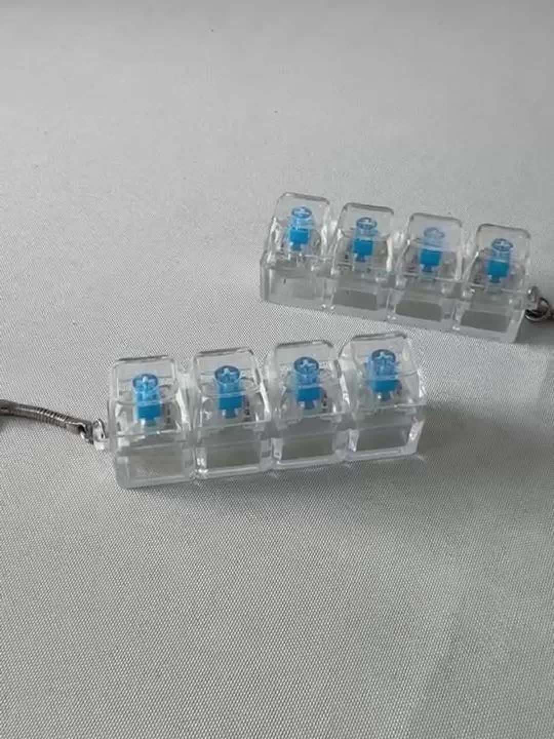 Mini Mechanical Keyboard Fidget Toy – Clicky Keychain